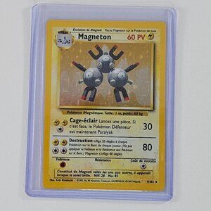 Magneton Base Set 9/102 French Holo Rare Pokemon Card
